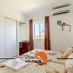 #315 Turistico By Holidays Apartment *